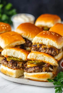 Hawaiian Roll Cheeseburger Sliders