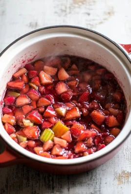 Strawberry Rhubarb Pie Filling (2 Ways: No-Cook and Easy 5 Minute Cooked Recipe)
