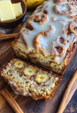Cinnamon Roll Banana Bread