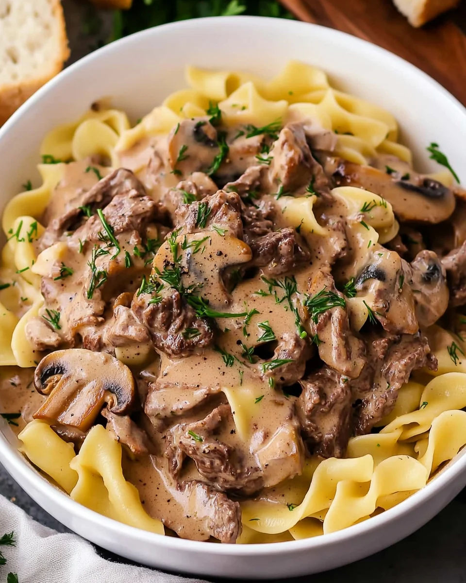 Slow Cooker Beef Stroganoff